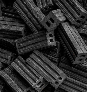 Производство древесноугольных брикетов: сырьё, технология и свойства продукции