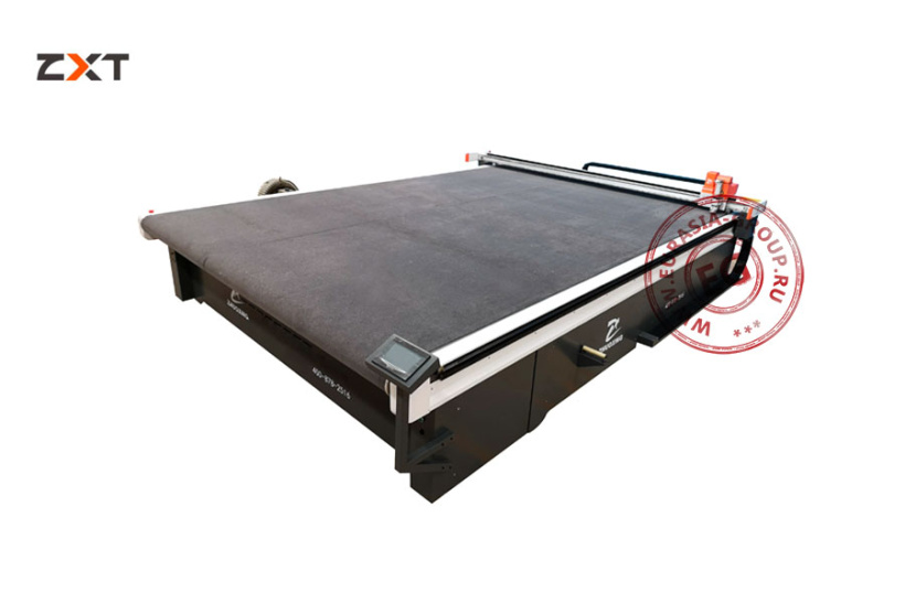 Плоттер ZX-2525VA
