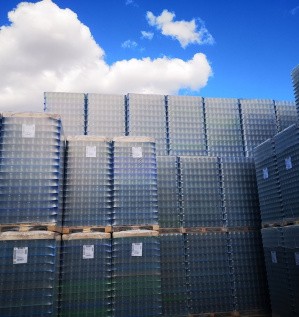 Стрейч-худ плёнка – как современный способ упаковки паллет. Технология пакетирования. Преимущества и недостатки материала.