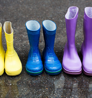 Оборудование для производства обуви из ПВХ: обзор станков и технология изготовления «резиновых» сапог