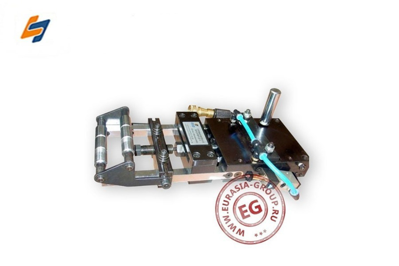 Автоматический пневматический фидер для рулонного металла AF-1C