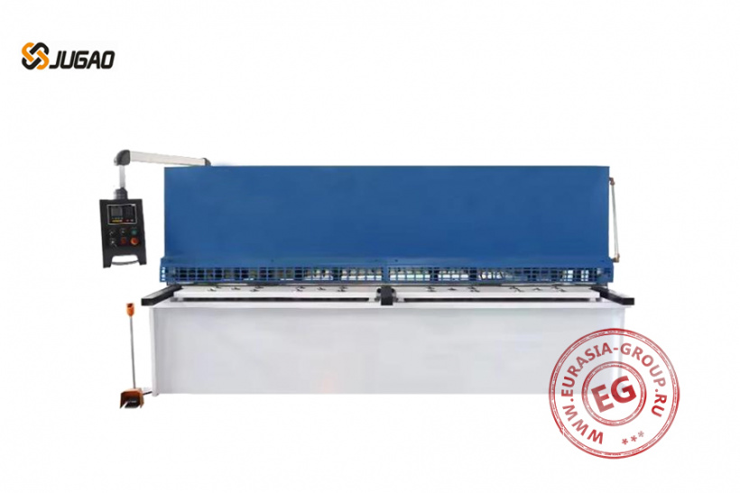 Гильотина для резки листовой стали QC12K-6x2600