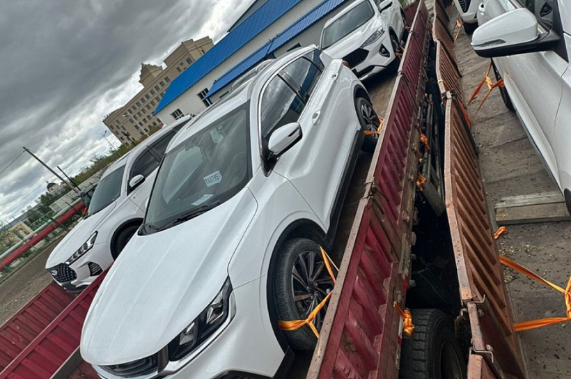 Доставка из Китая б/у кроссовера Geely Coolray для физического лица из Карелии