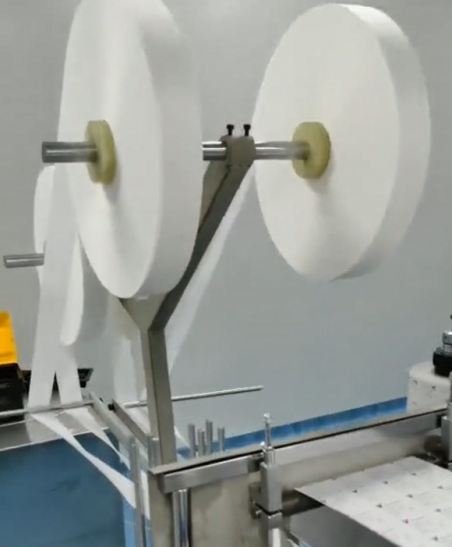 Автоматическая машина для изготовления влажных салфеток в упаковке &quot;Саше&quot; MES-GYS370