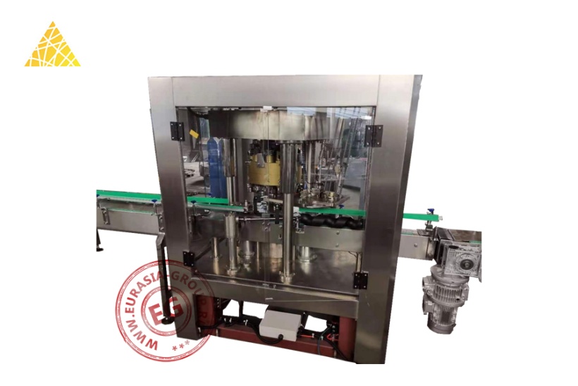 Скоростная укупорочная машина для жестяных банок JSP-200