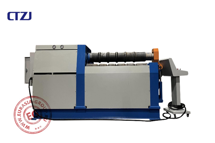 Четырехвалковый листогибочный пресс CTW12CNC