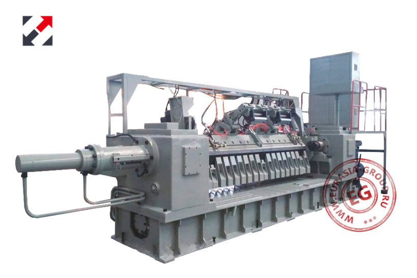 Шпиндельный лущильный станок BQ1226/8F2