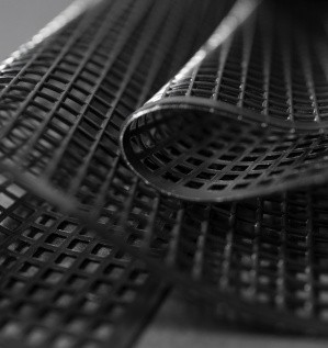 Производство пластиковых сеток: технология, виды продукции, обзор оборудования