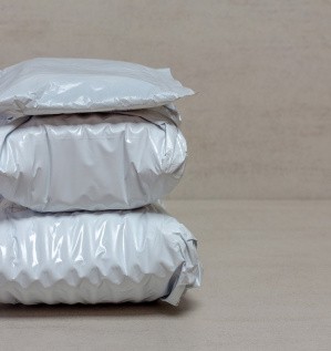 Производство курьерских и почтовых пакетов: технология, материалы, обзор оборудования